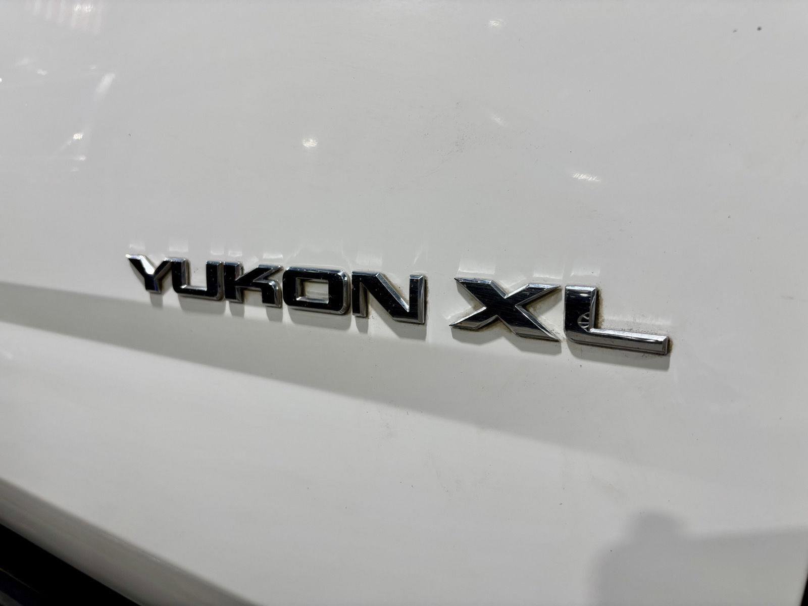 Used 2019 GMC Yukon XL SLT image 30