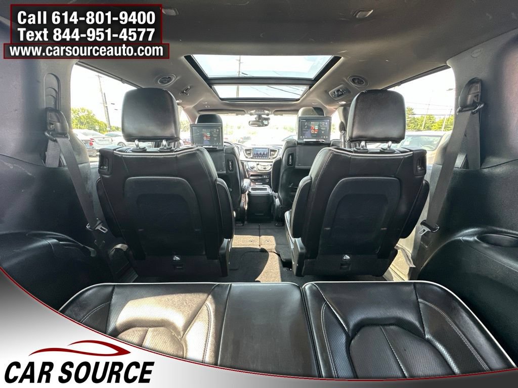 Used 2019 Chrysler Pacifica Limited w/ Advanced Safetytec Group FWD image 27