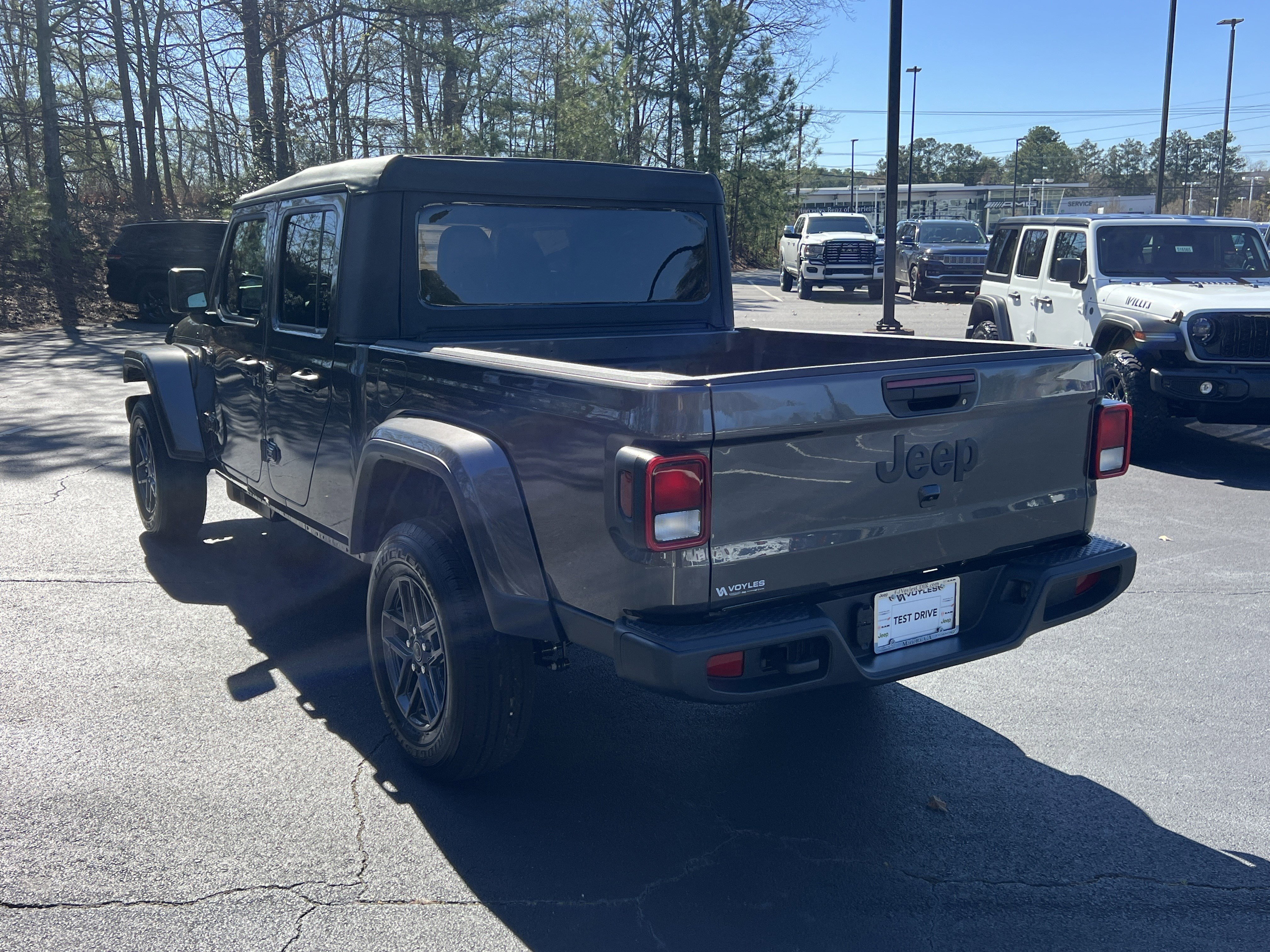 New 2026 Jeep Gladiator Sport image 6