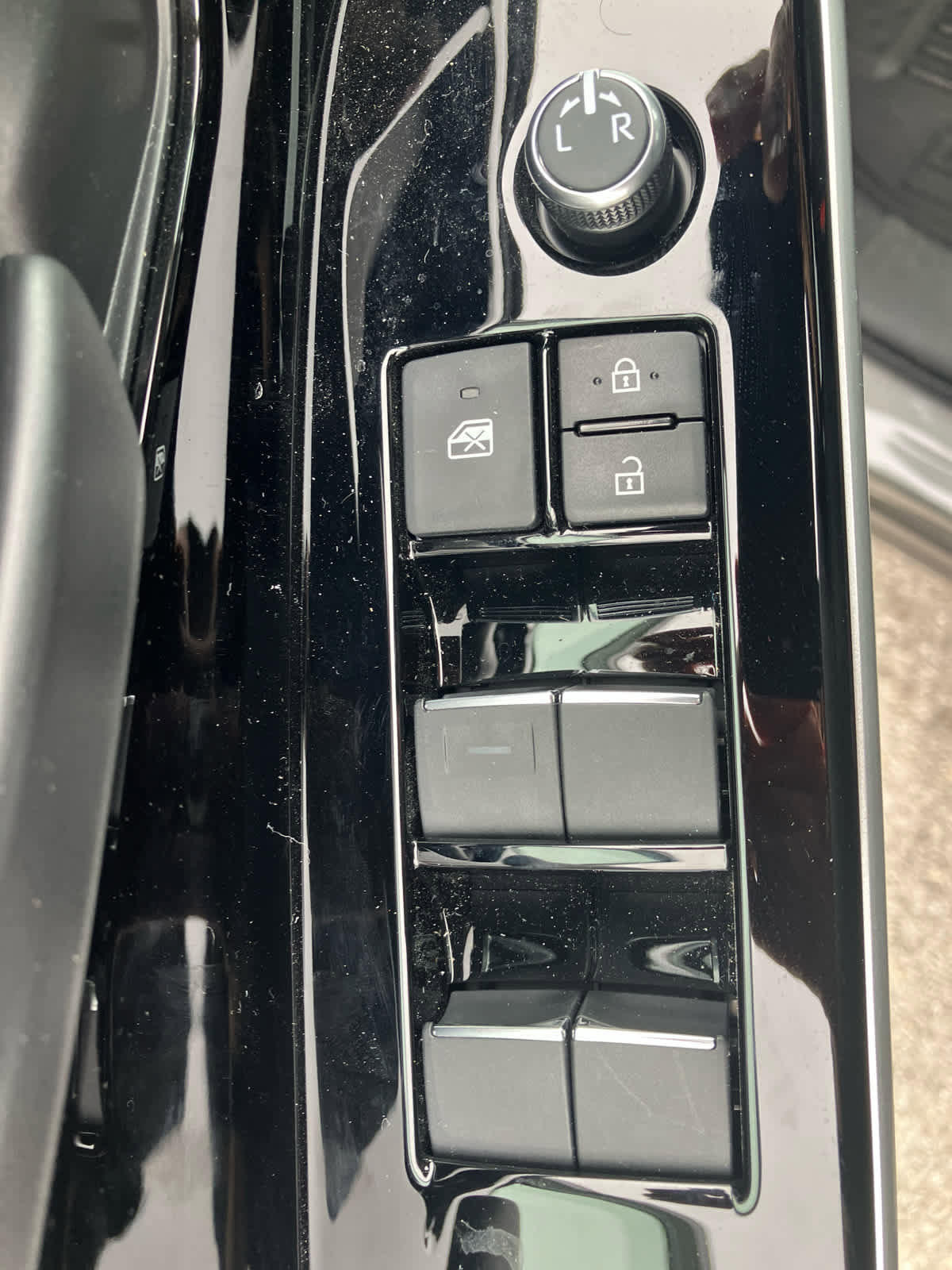 Certified 2025 Toyota bZ4X FWD w/ Weather Package image 12