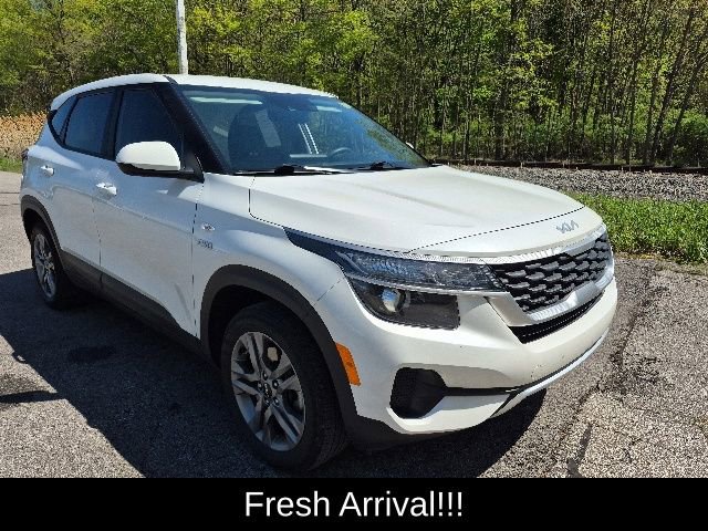 Used 2022 Kia Seltos LX AWD/4WD video 2