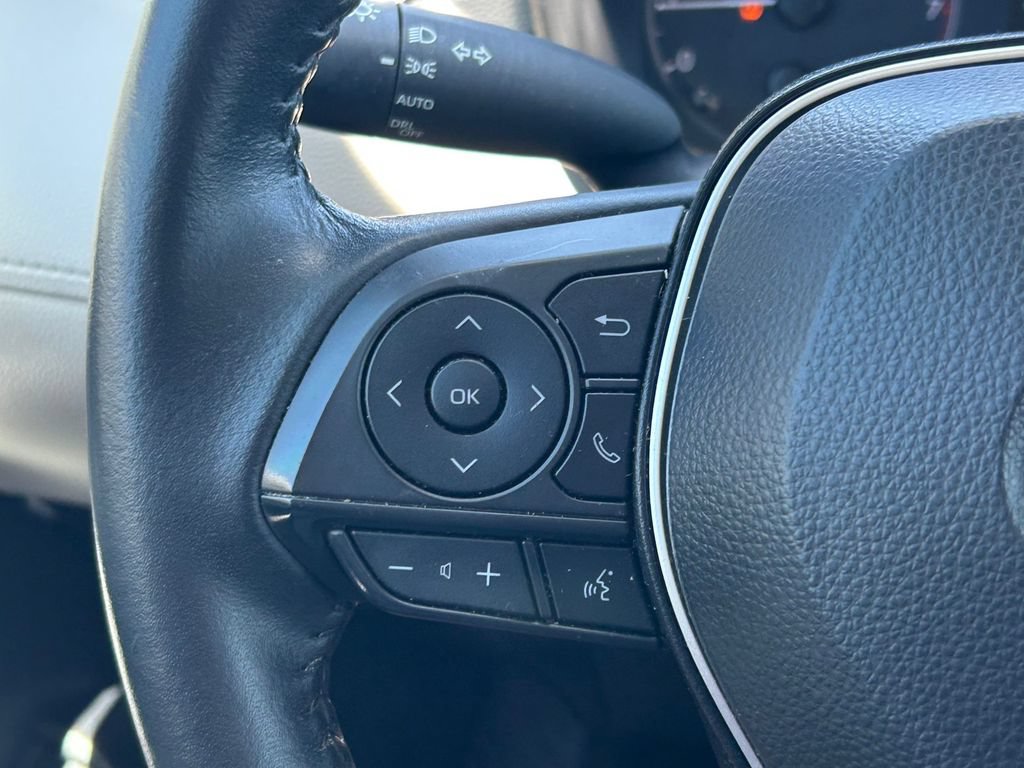 Used 2024 Toyota Corolla Cross LE FWD image 32