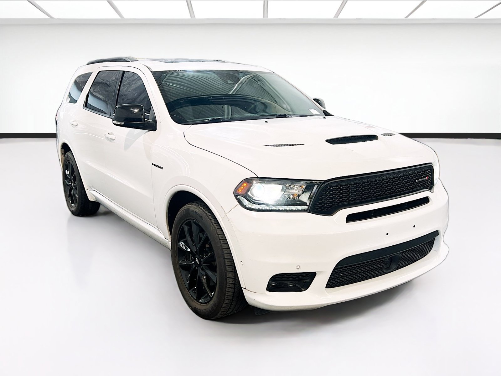 Used 2018 Dodge Durango R/T w/ Technology Group RWD image 3