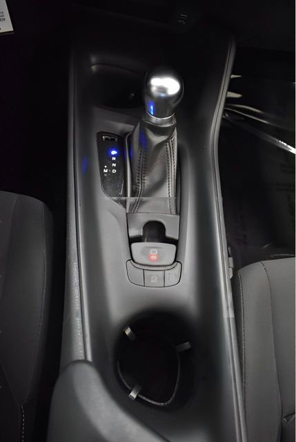 Used 2020 Toyota C-HR LE image 27