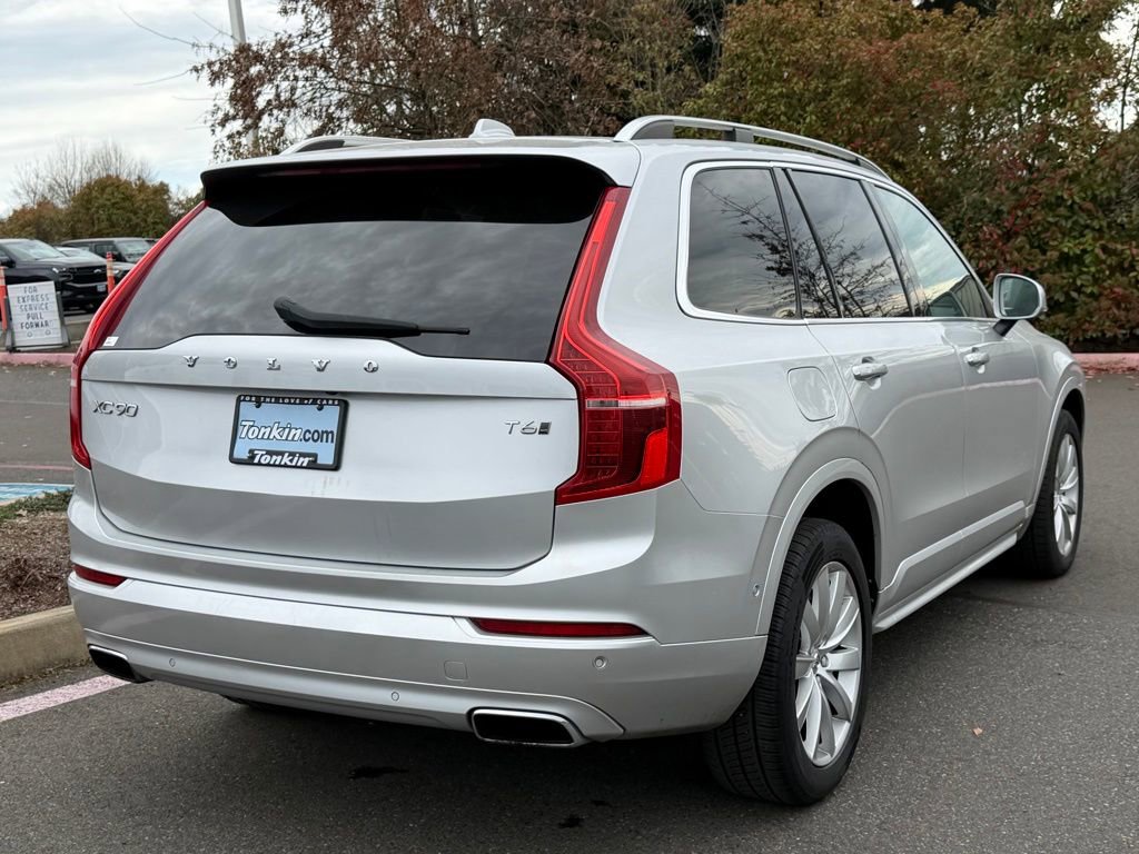 Used 2018 Volvo XC90 T6 Momentum w/ Convenience Package image 7