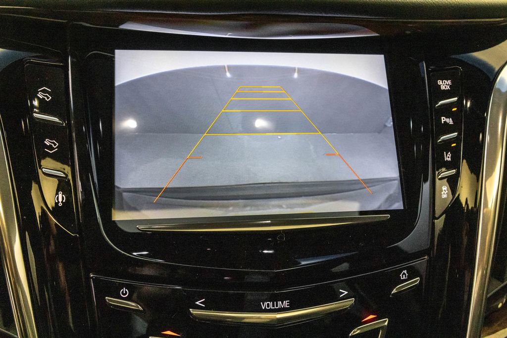Used 2015 Cadillac Escalade Luxury image 19
