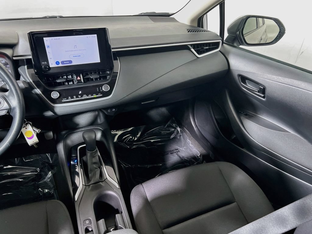 Certified 2025 Toyota Corolla LE FWD image 20