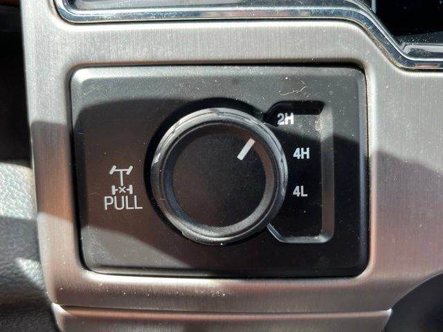 Used 2022 Ford F250 Platinum w/ FX4 Off-Road Package AWD/4WD image 38