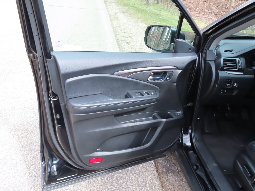 Used 2021 Honda Pilot Special Edition image 25