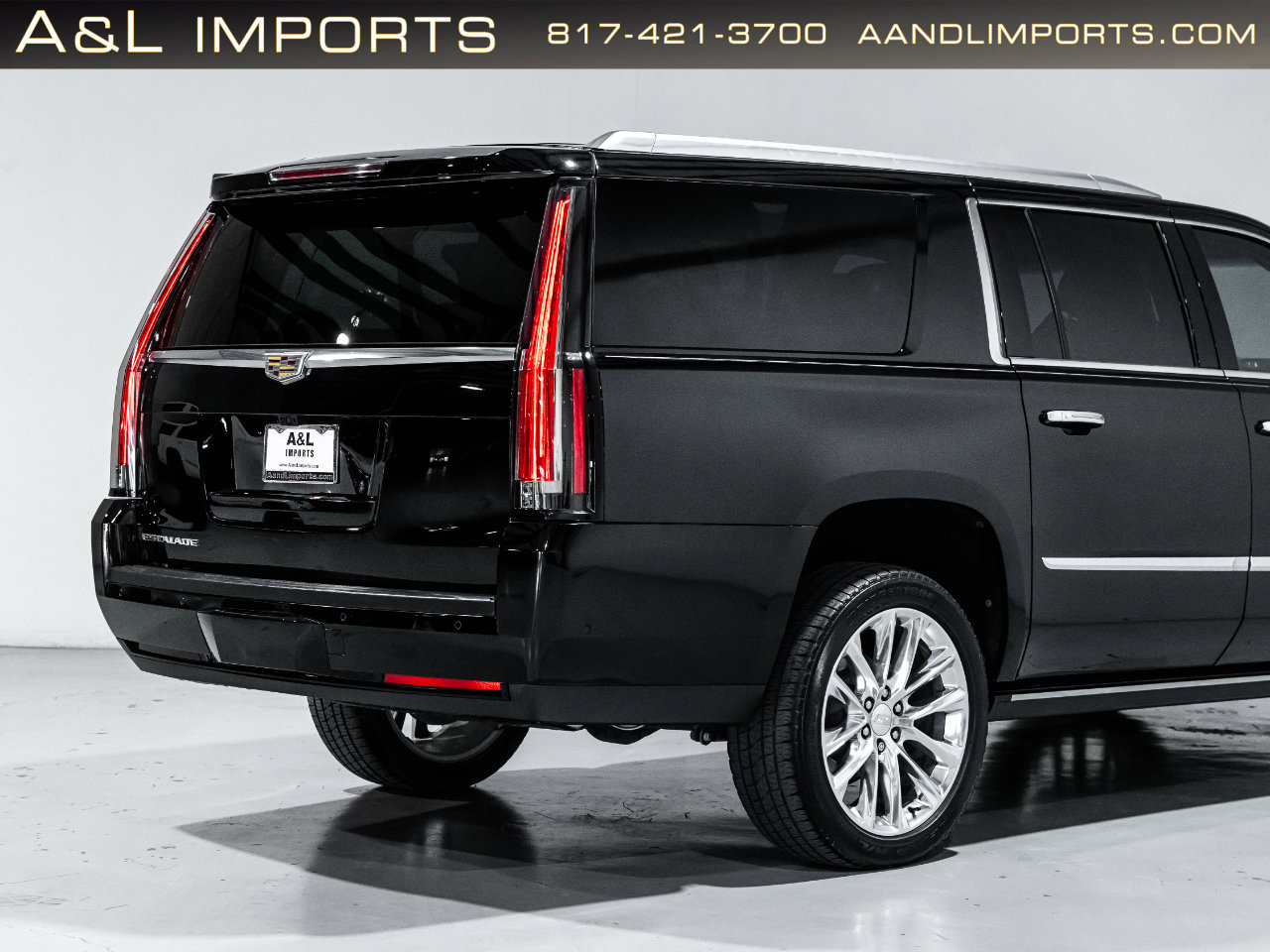 Used 2019 Cadillac Escalade ESV Premium Luxury image 38