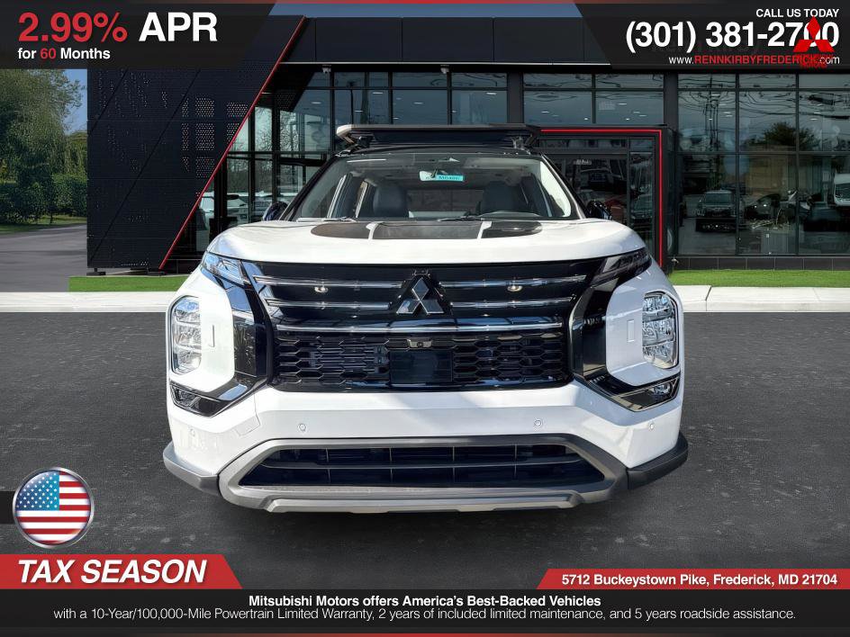 Used 2026 Mitsubishi Outlander Trail Edition image 3