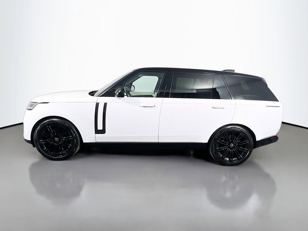 Used 2022 Land Rover Range Rover Long Wheelbase SE image 8