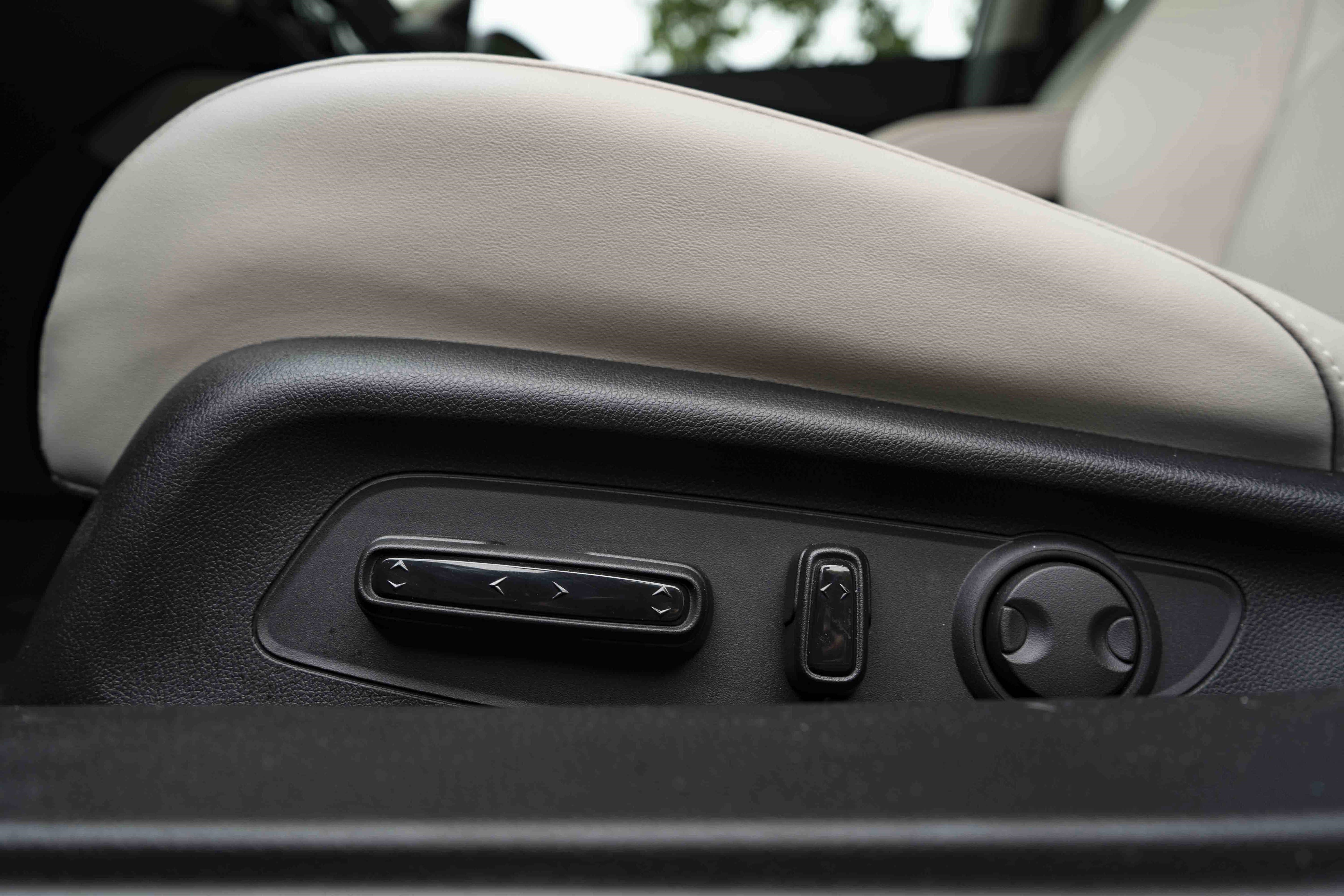 Used 2025 Honda Accord Touring image 42