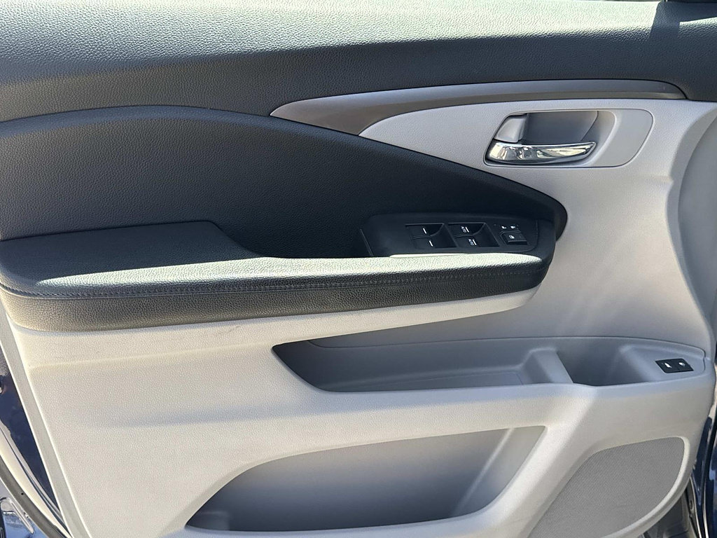 Used 2018 Honda Pilot EX-L image 17