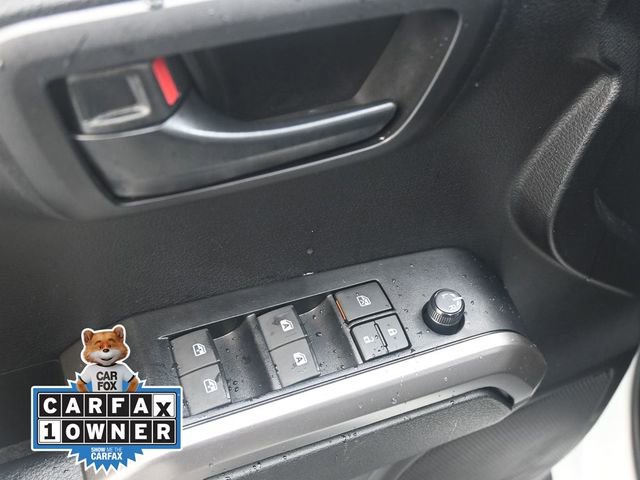 Used 2023 Toyota Tacoma SR5 w/ Technology Package image 16
