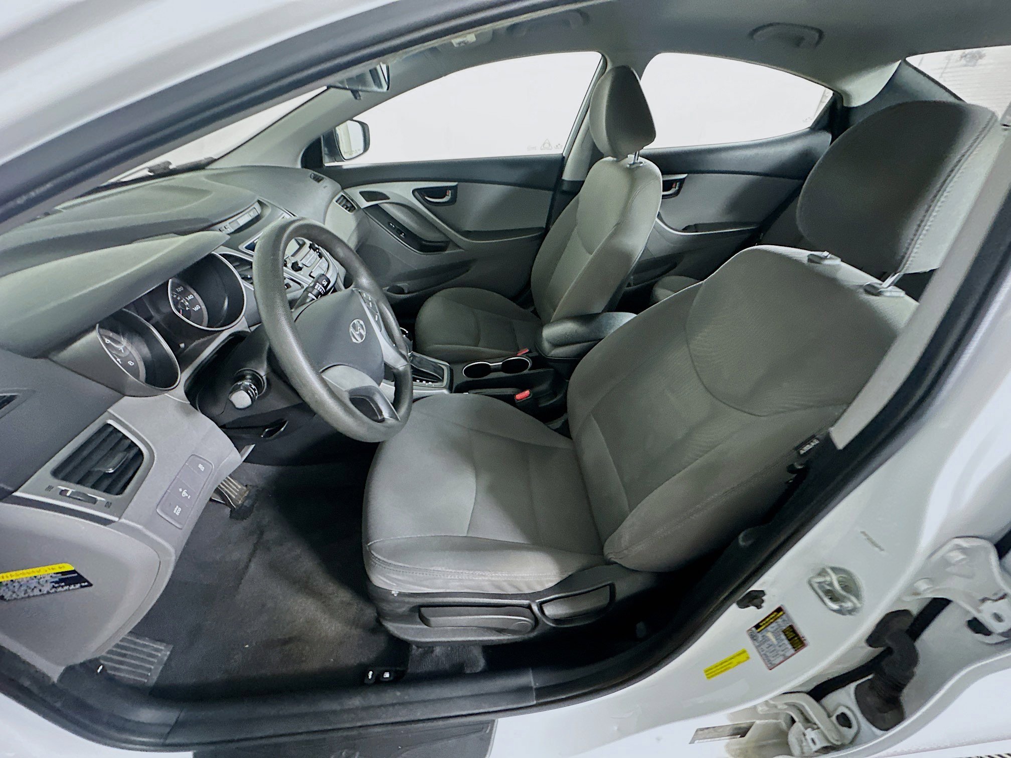 Used 2016 Hyundai Elantra SE FWD image 13