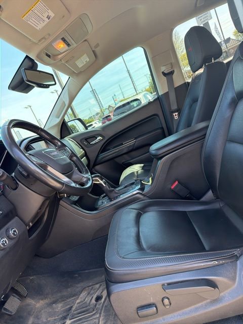 Used 2022 GMC Canyon AT4 w/ Driver Alert Package image 15