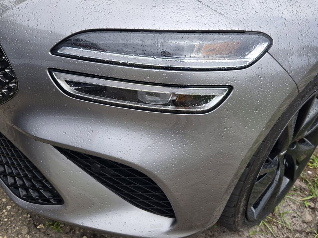 Used 2023 Genesis G70 3.3T w/ Sport Prestige Package image 10