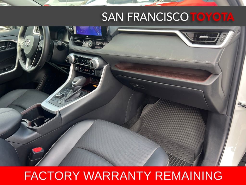 Used 2023 Toyota RAV4 Limited image 23