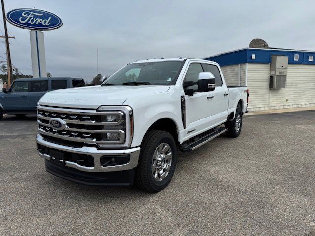 New 2026 Ford F250 Lariat w/ Chrome Package image 2