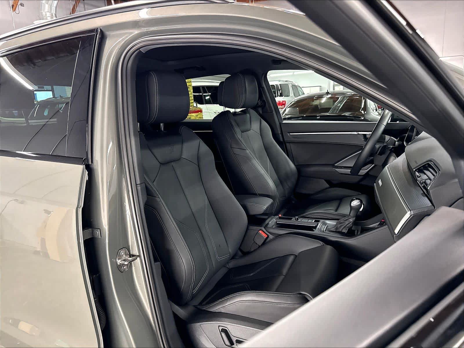 Used 2024 Audi Q3 2.0T Premium Plus AWD/4WD image 11