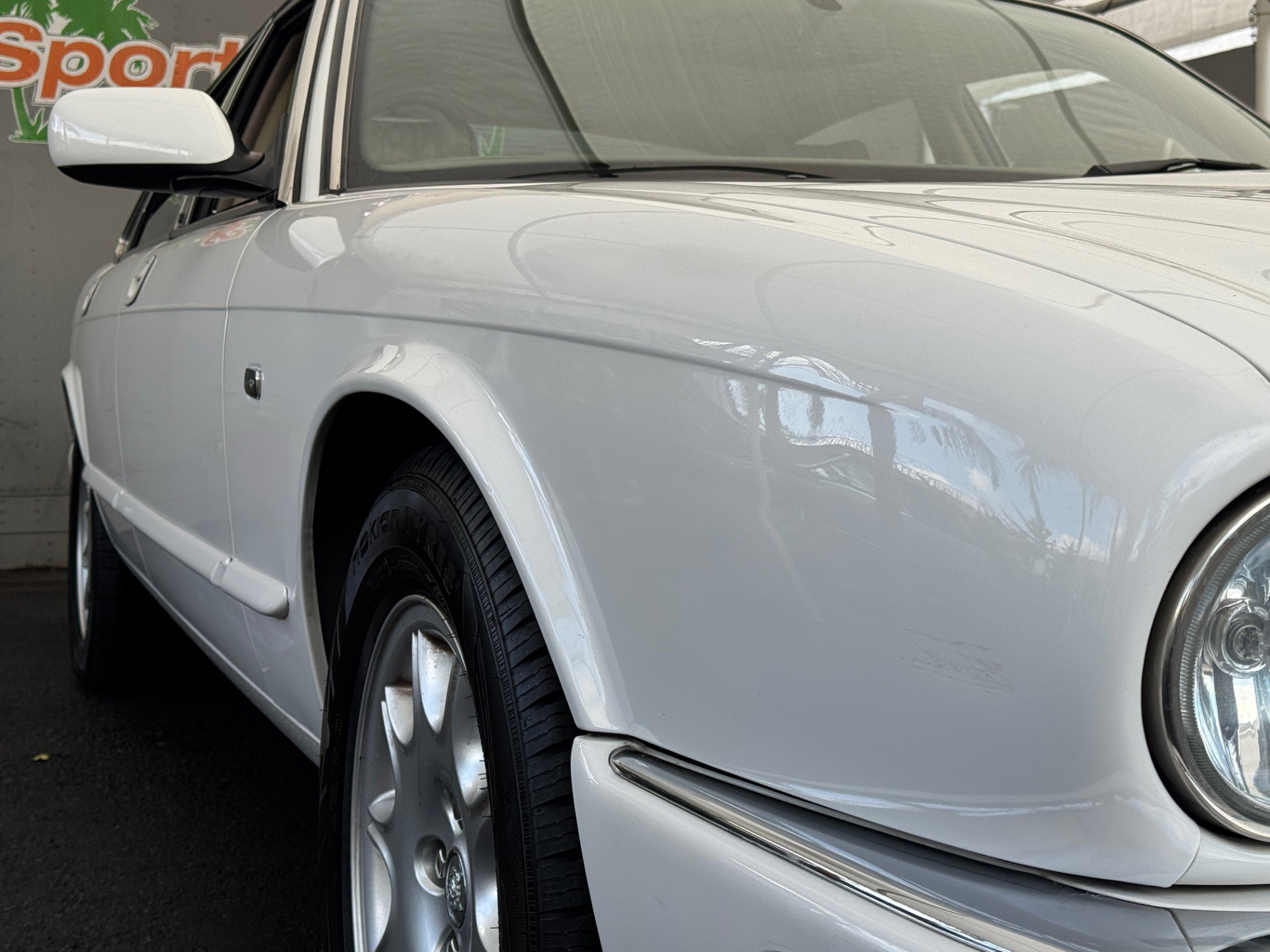 Used 2001 Jaguar XJ8 RWD image 50