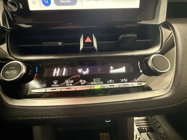 Used 2023 Toyota Corolla Cross LE image 24