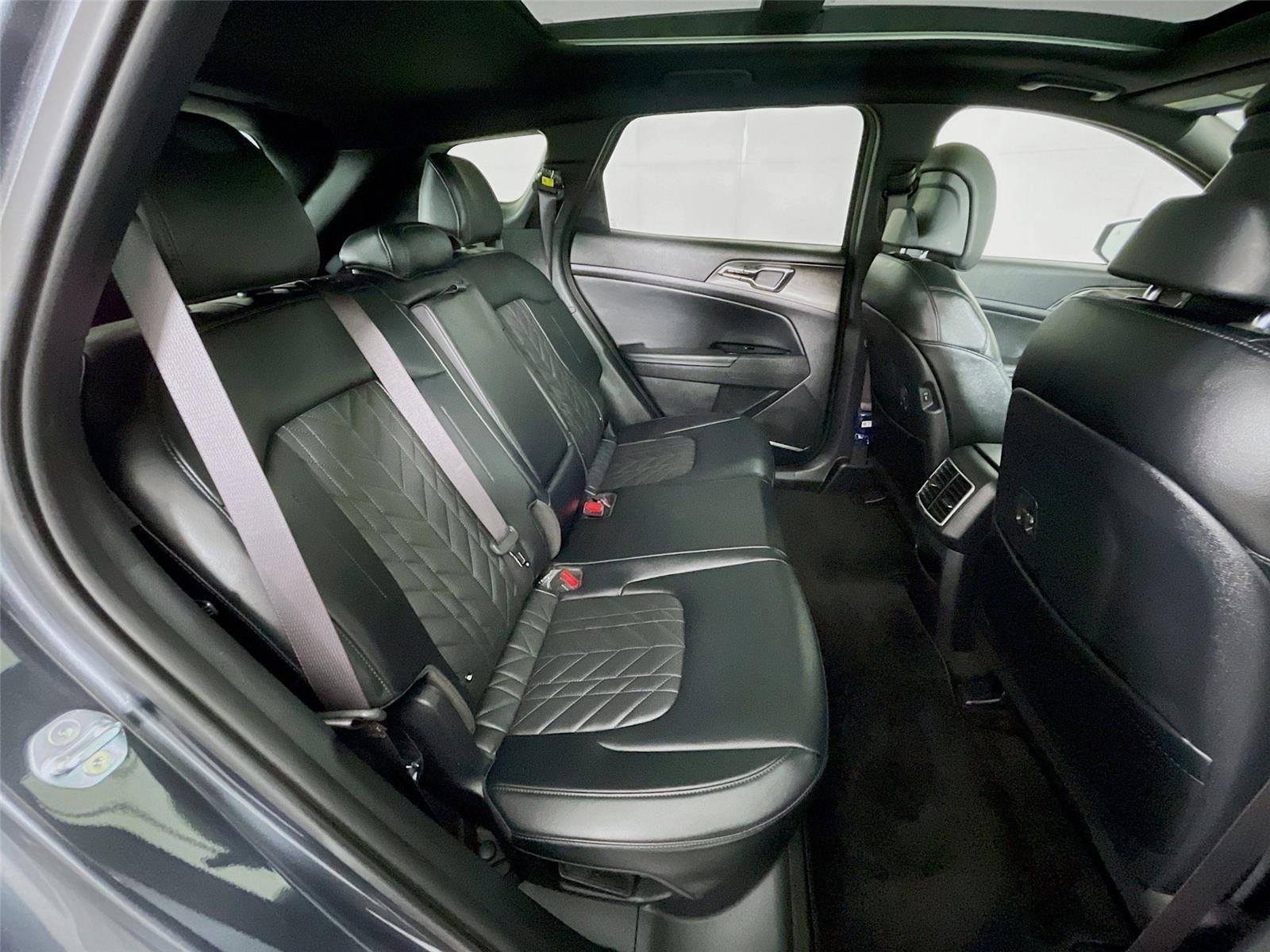 Certified 2024 Kia Sportage X-Line image 31