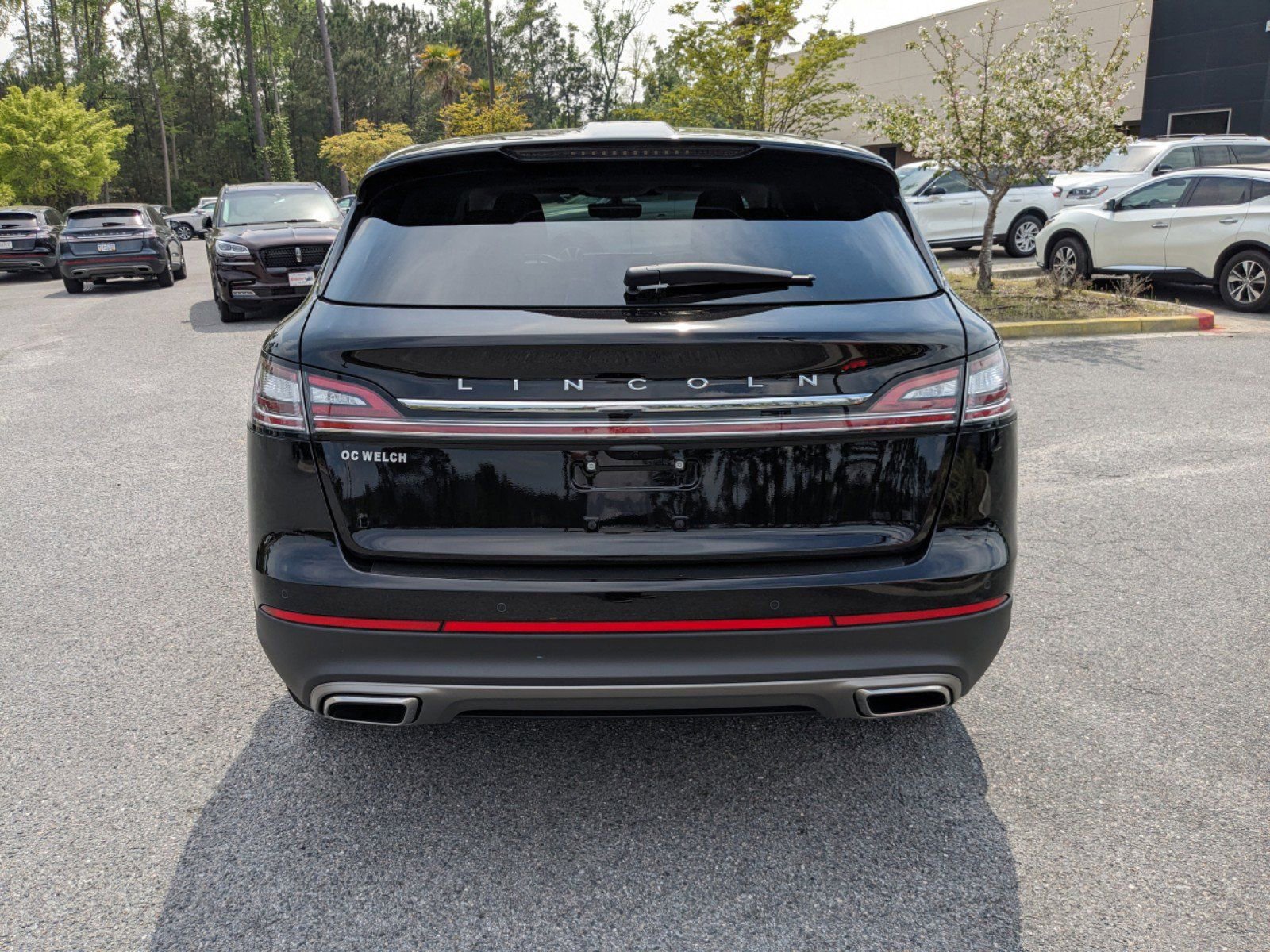 Certified 2023 Lincoln Nautilus Reserve w/ Equipment Group 201A image 6