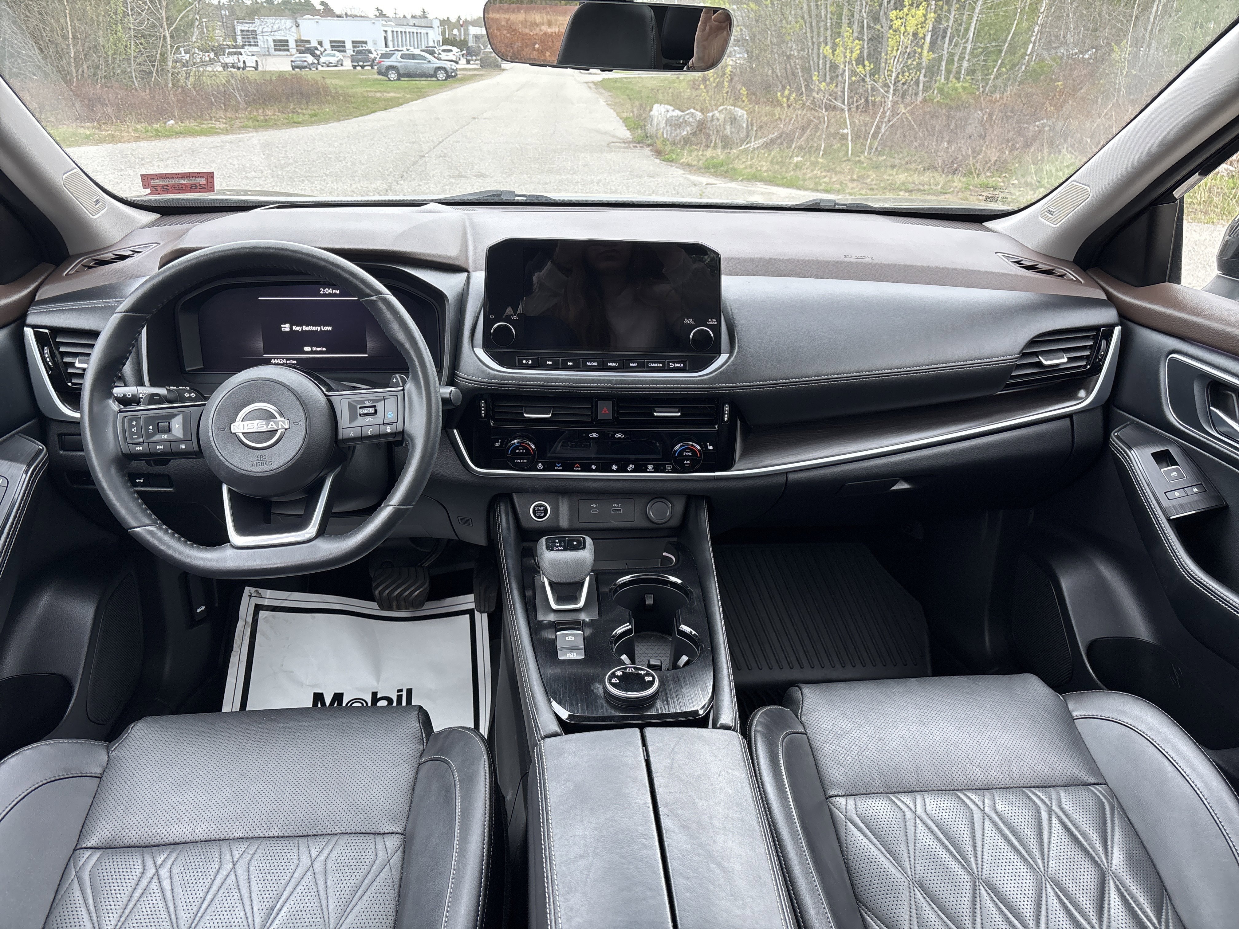 Certified 2023 Nissan Rogue Platinum w/ Platinum Premium Package AWD/4WD image 18