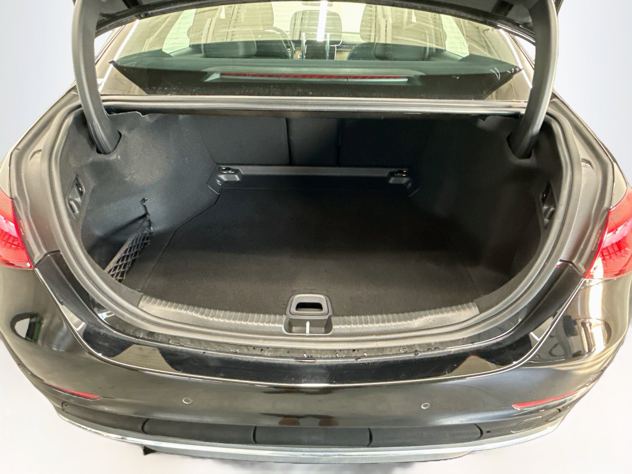 Used 2024 Mercedes-Benz C 300 Sedan image 29