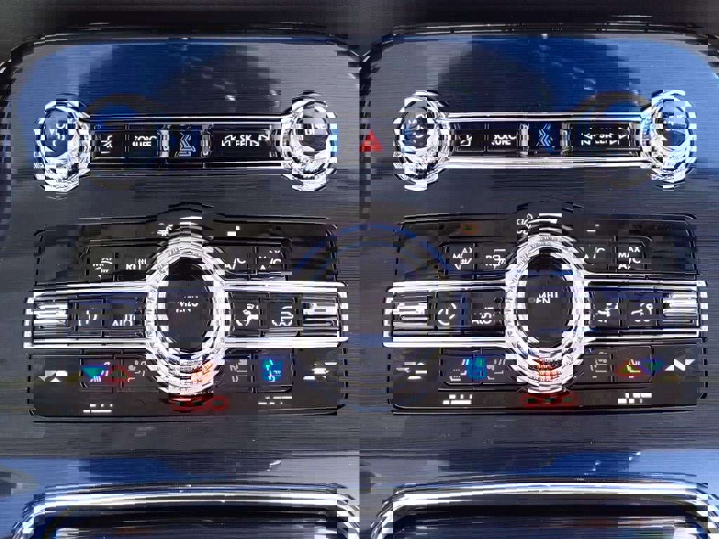 New 2023 Lincoln Nautilus Reserve w/ Equipment Group 202A image 43