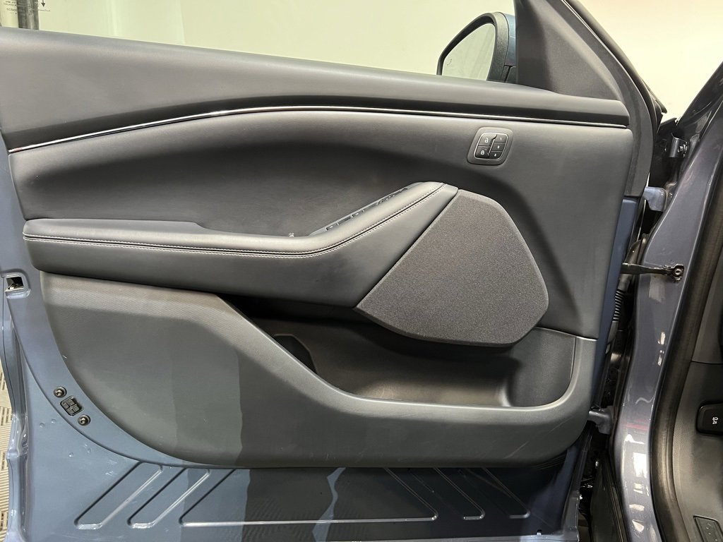 Used 2021 Ford Mustang Mach-E Select w/ Comfort/Technology Package image 13