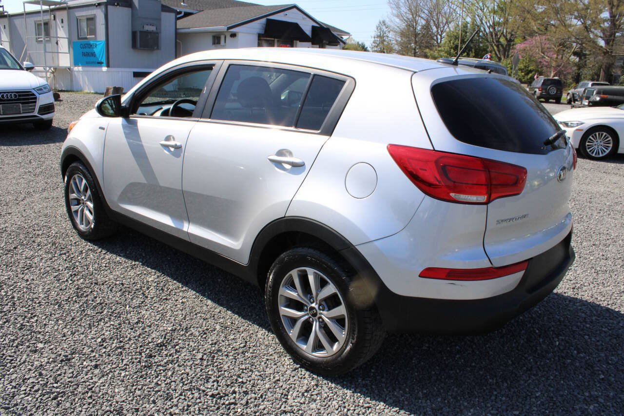 Used 2016 Kia Sportage LX AWD/4WD image 9