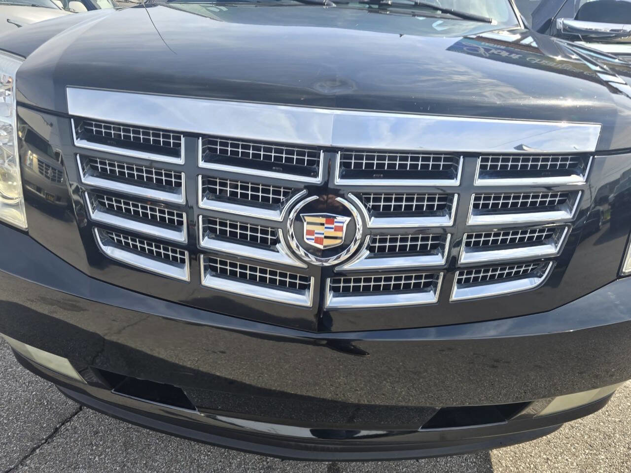 Used 2008 Cadillac Escalade EXT image 37