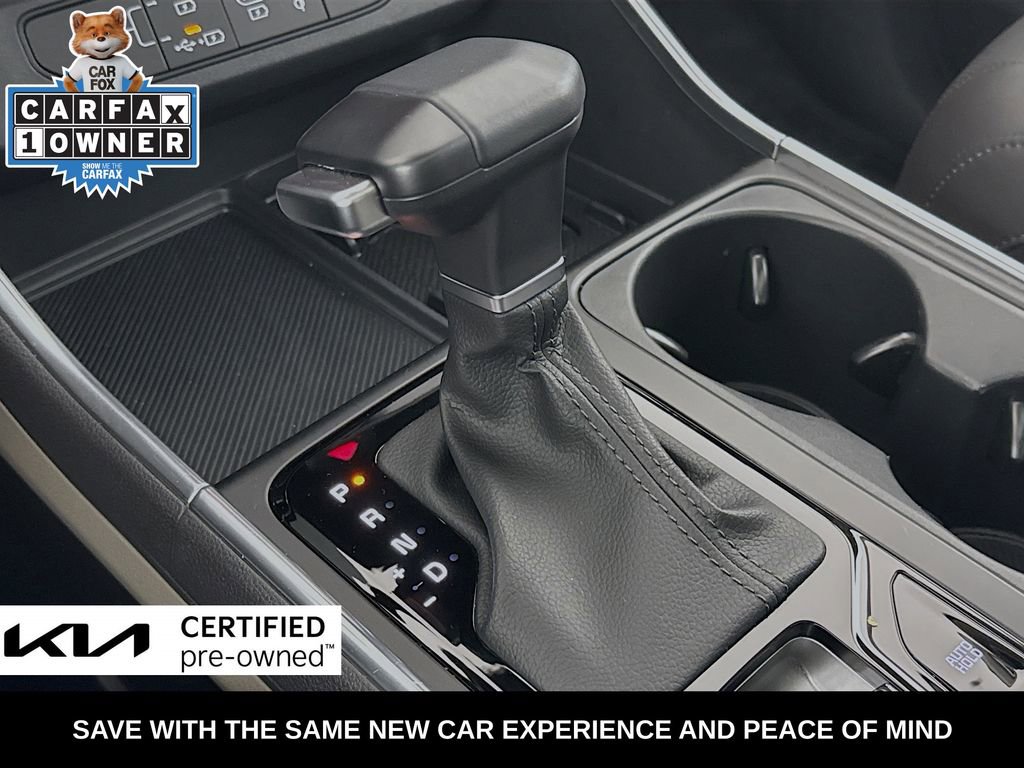 Certified 2025 Kia Carnival SX FWD image 21