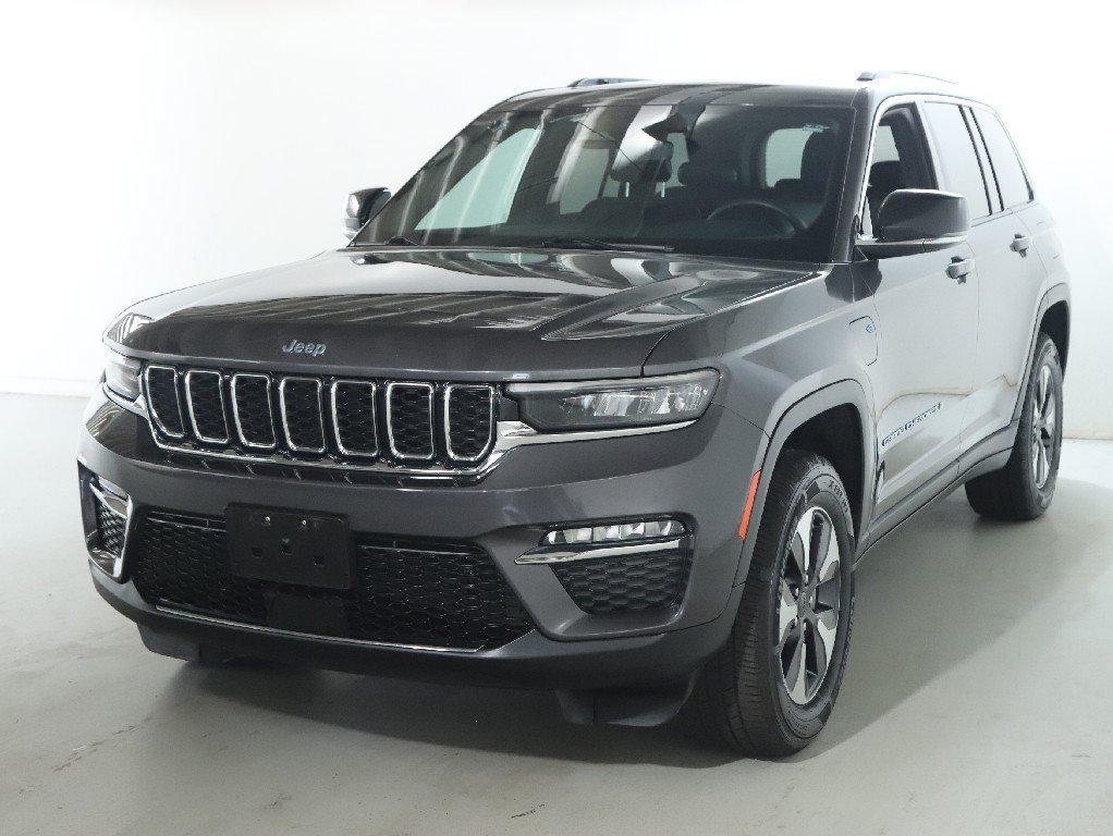 Used 2024 Jeep Grand Cherokee Limited 4xe AWD/4WD image 4