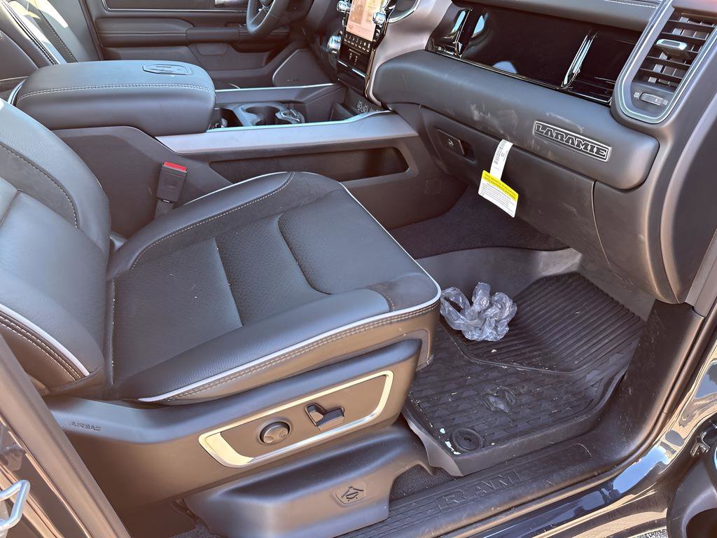 New 2026 RAM 1500 Laramie w/ Night Edition image 16