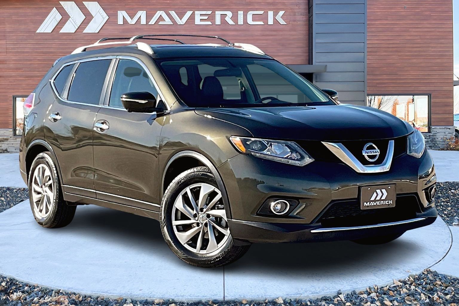 Used 2014 Nissan Rogue SL w/ SL Premium Package