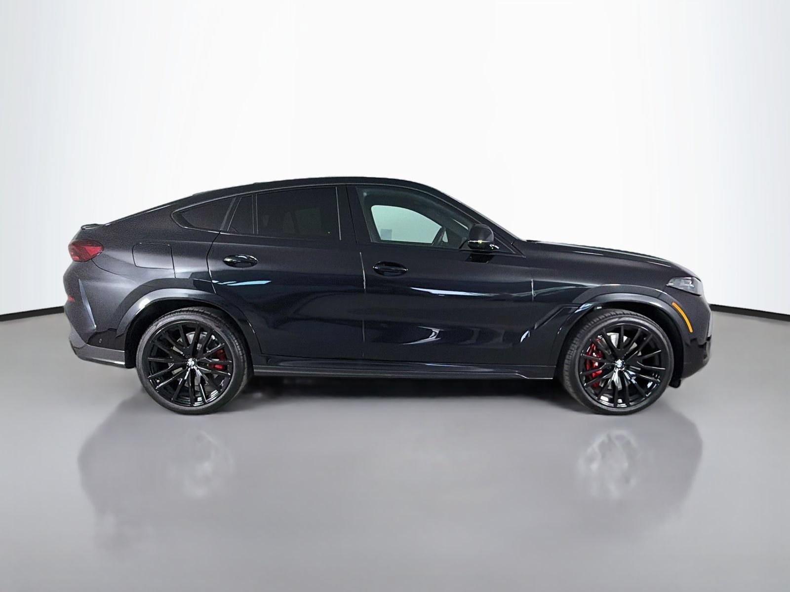 Used 2026 BMW X6 M60i AWD/4WD image 8