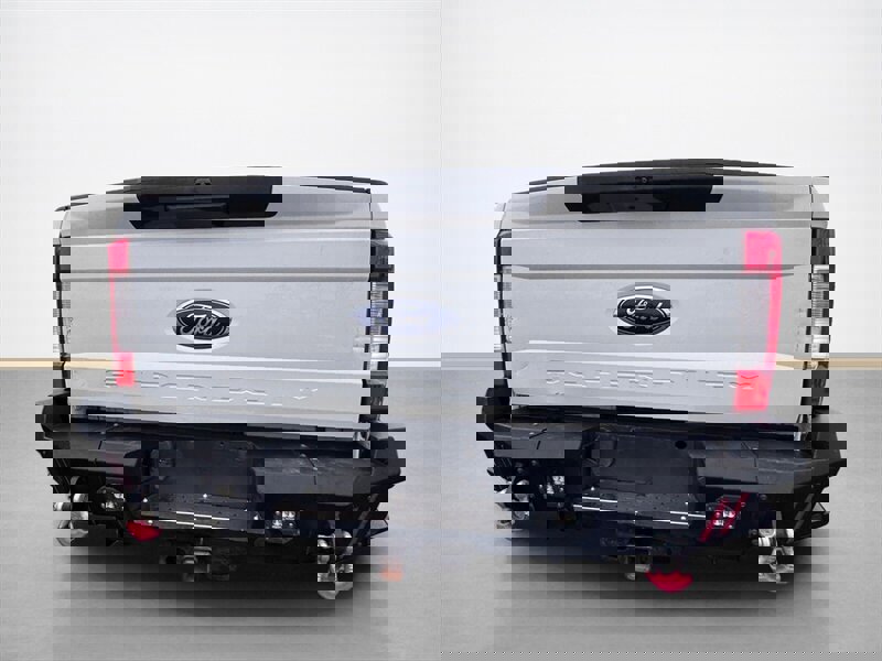 Used 2017 Ford F250 XLT w/ XLT Value Package image 5