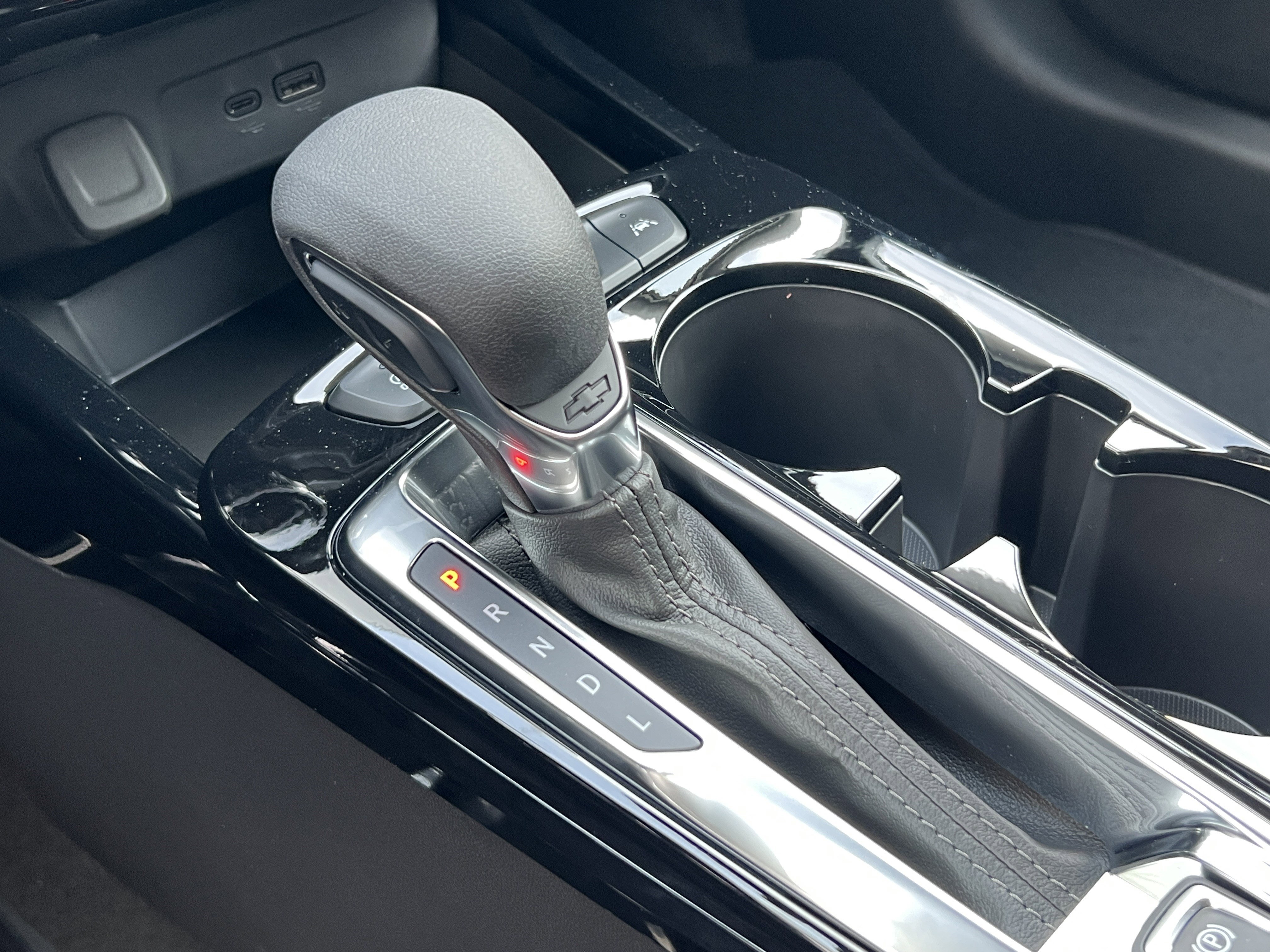 New 2026 Chevrolet Trax LT w/ LT Convenience Package FWD image 30