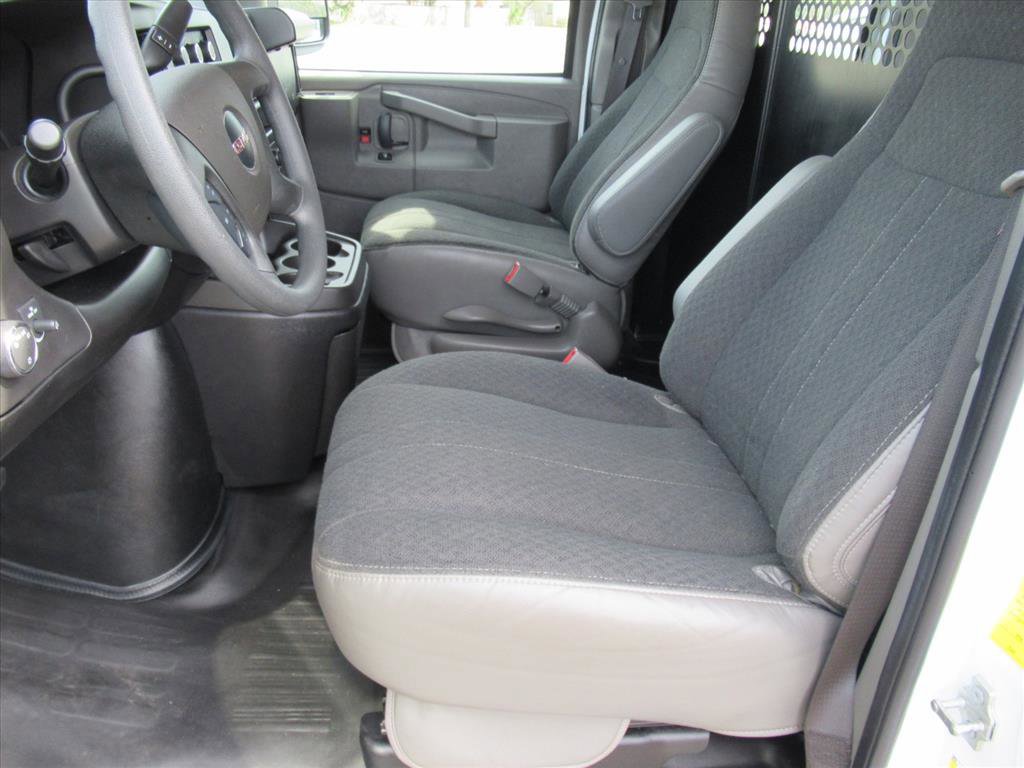 Used 2024 GMC Savana 2500 w/ Driver Convenience Package image 18