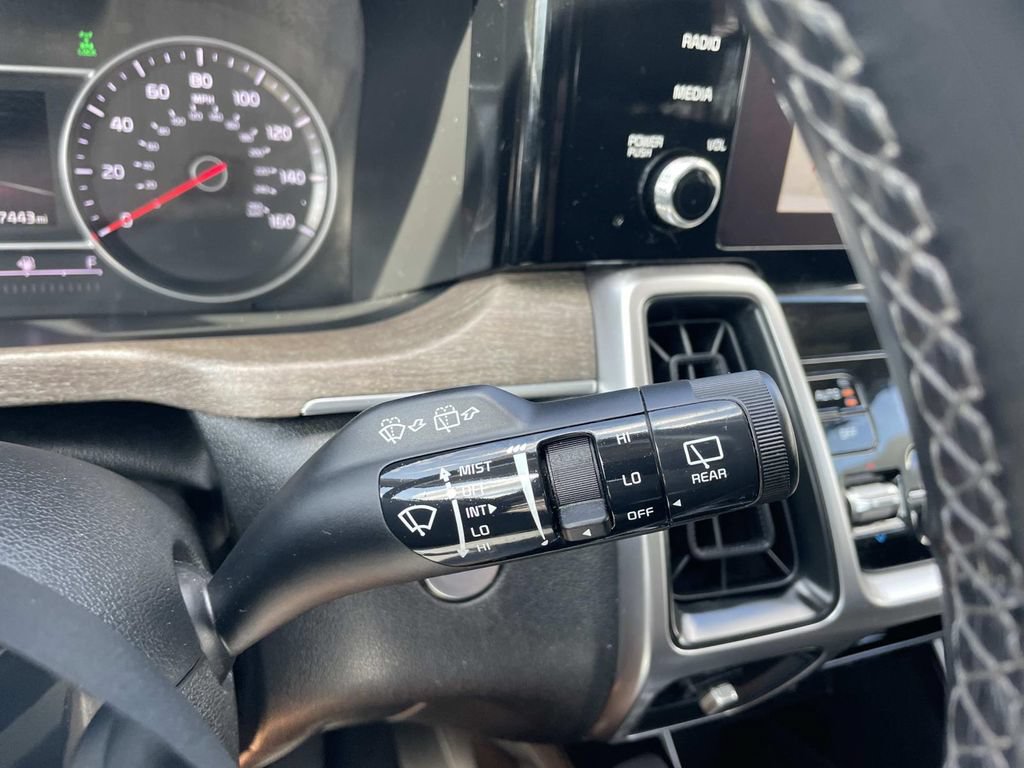 Used 2022 Kia Sorento S w/ Panoramic Sunroof Package AWD/4WD image 30