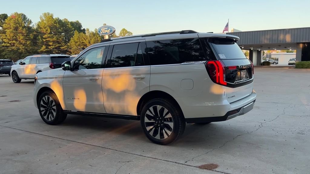 New 2025 Ford Expedition Platinum w/ Platinum Ultimate Package image 4