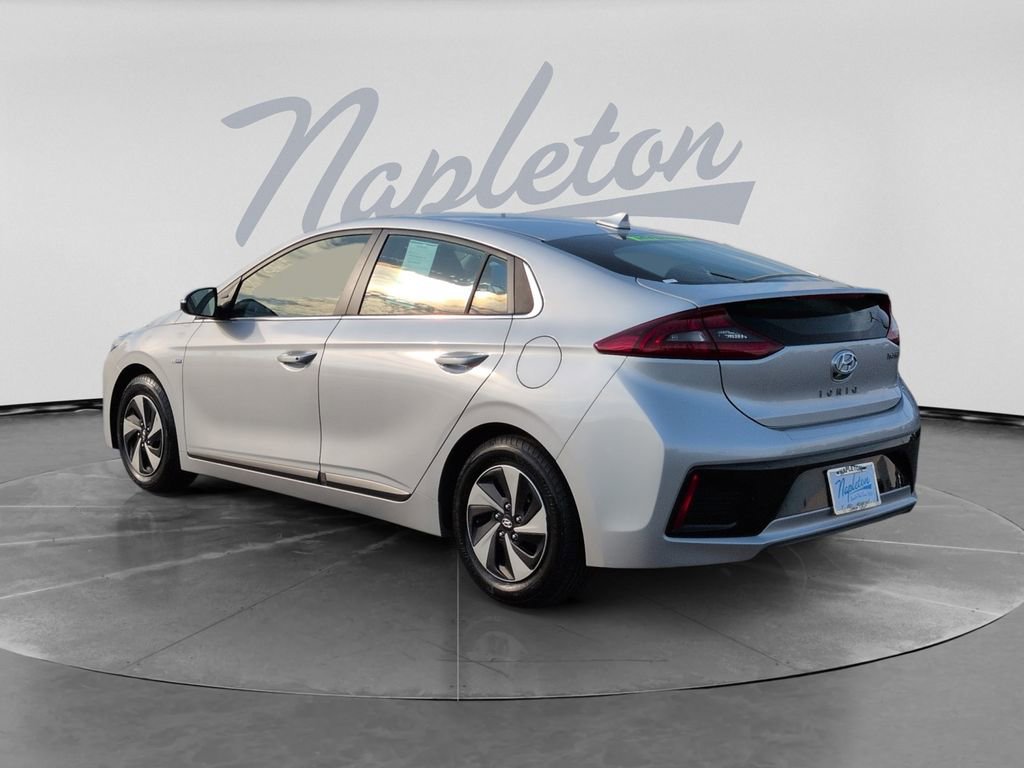 Used 2017 Hyundai Ioniq SEL FWD image 6