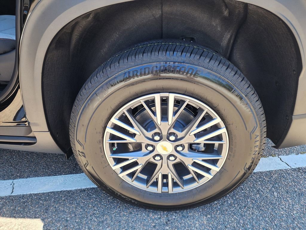 New 2025 Chevrolet Traverse LT image 22