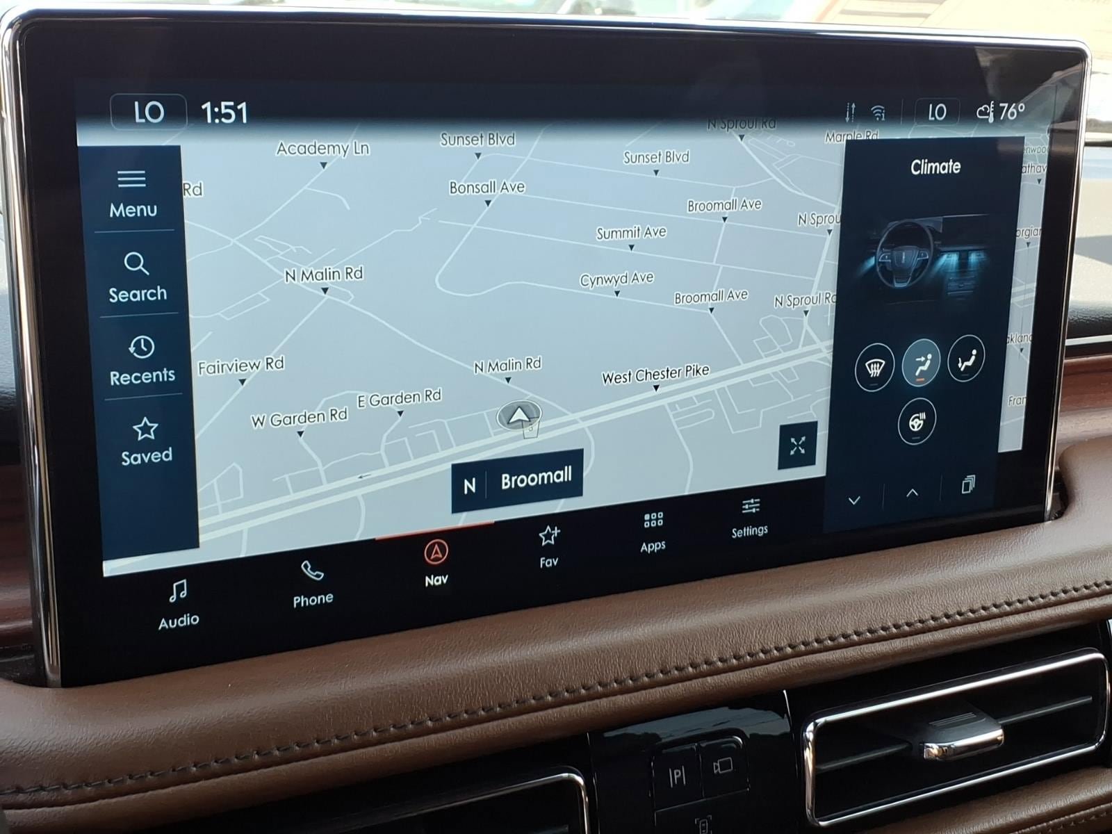 Certified 2022 Lincoln Nautilus Reserve w/ Equipment Group 201A AWD/4WD image 23