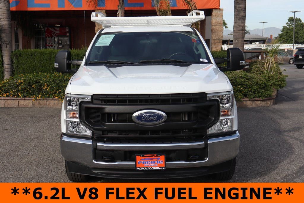 Used 2022 Ford F250 XL w/ Power Equipment Group RWD image 3