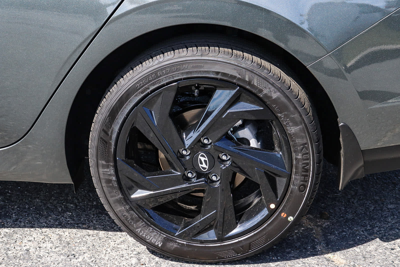 New 2026 Hyundai Elantra Sport FWD image 13